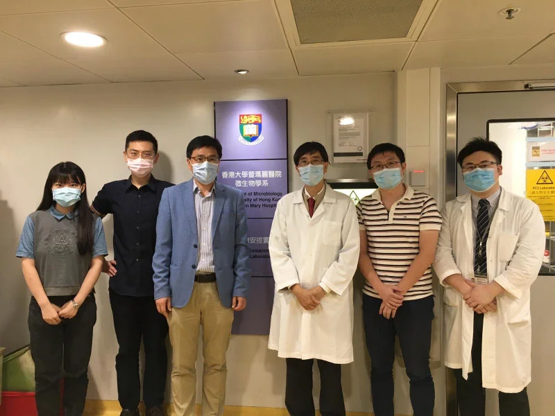 The research team (from the right) Miss Suyu WANG, Dr Runming WANG, Professor Hongzhe SUN, Professor Kwok-Yung YUEN, Dr Shuofeng YUAN and Dr Jasper F W CHAN  