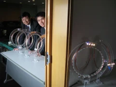 New breakthroughs by HKU research team on Wireless Power Transfer Wireless Domino-Resonator Systems for Mid-Range Applications