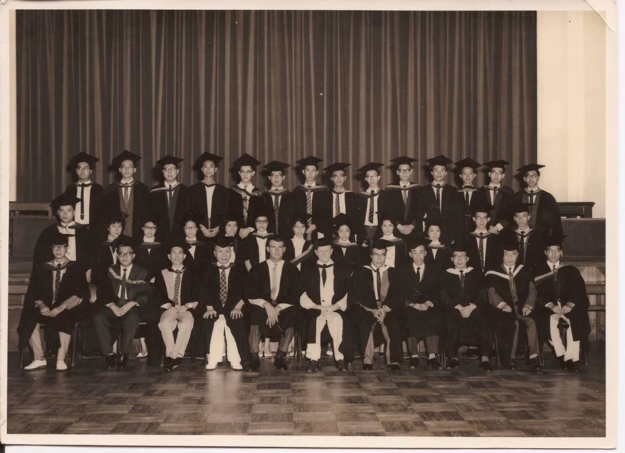 HKU Chinese Department graduation ceremony in 1960. Professor Jao Tsung-I (fourth from right, first row)