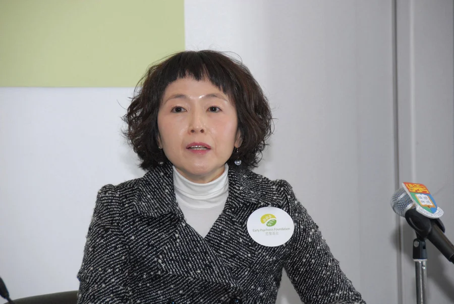Ms Joy Kok, Chief Executive of Early Psychosis Foundation (EPISO) says, Department of Psychiatry of Li Ka Shing Faculty of Medicine, HKU and EPISO are going to organise a series of charity activities in the next few months, including a 3D photo exhibition entitled “FitMind is Attitude” to be held from March 11 to 16 at Times Square at Causeway Bay and a “FitMind Yoga Mega Fun-raising Event” to be held in April 6 at Diocesan Boys’ School.