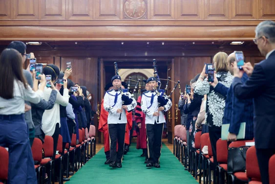 HKU Celebrates the Solid Town-Gown Partnership  
The Thirteenth Inauguration of Endowed Professorships