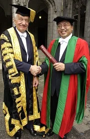 HKU Vice-Chancellor honoured by University of Aberdeen