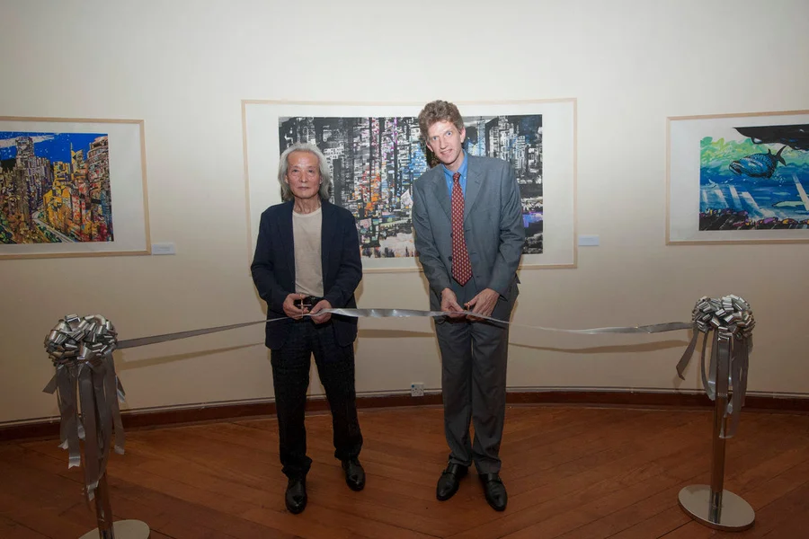 (From left) Ribbon-cutting ceremony by artist Guo Zhiquan and UMAG Director Florian Knothe.
