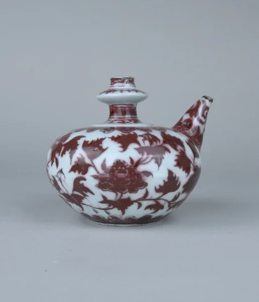 Kendi  Ming dynasty, Hongwu period (1368–98), Jingdezhen Porcelain with underglaze-red decoration H. 17 cm