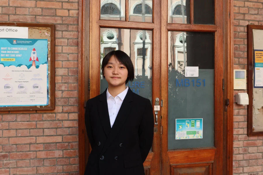 Ash Lo Yan Ting –BSS (GL) & LLB  