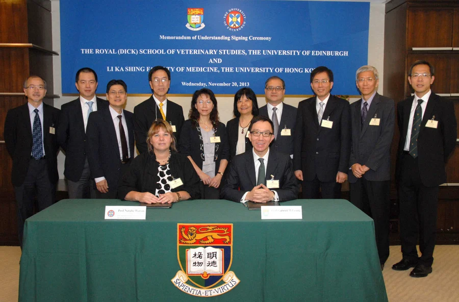 Front from the right: Professor Gabriel M Leung, Dean of Li Ka Shing Faculty of Medicine, The University of Hong Kong and Professor Natalie Waran, Director of Jeanne Marchig International Centre for Animal Welfare Education, The Royal (Dick) School of Veterinary Studies. Back from the right: Professor Wallace Lau Chak-sing, Associate Dean (Teaching & Learning), Li Ka Shing Faculty of Medicine, HKU, Professor Lam Tai-pong, Assistant Dean (Clinical Curriculum & Assessment), Li Ka Shing Faculty of Medicine, HKU,Professor Chan Ying-shing, Programme Co-Director, Bachelor of Biomedical Sciences, Li Ka Shing Faculty of Medicine, HKU, Professor Law Wai-lun, Associate Dean (Clinical Affairs), Li Ka Shing Faculty of Medicine, HKU, Professor Sham Mai-har, Head of Department of Biochemistry Li Ka Shing Faculty of Medicine, HKU, Professor Leung Suet-yi , Associate Dean（Research）, Li Ka Shing Faculty of Medicine, HKU, Professor David Wong Sai-hung, Associate Dean (Human Capital), Li Ka Shing Faculty of Medicine, HKU, Dr George Lim Tipoe, Assistant Dean (Biomedical Science & Health Professional Curricula & Assessment), Li Ka Shing Faculty of Medicine, HKU, Dr Leung Gilberto Ka-kit, Assistant Dean (Student and Trainee Affairs), Li Ka Shing Faculty of Medicine, HKU, Dr Chan Lap-ki, Assistant Dean (Paedagogy) Li Ka Shing Faculty of Medicine, HKU