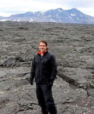 HKU Earth Science scholar Dr Joseph Michalski becomes the first non-Chinese recipient of Xplorer Prize