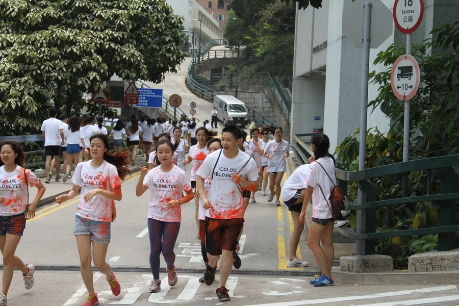 Over 300 HKU students gather for Hong Kong’s first charity paint run “Color Kilometer”