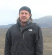HKU geologist’s discovery of early Earth-like seafloor deposits on Mars 
could provide clues to life’s origins