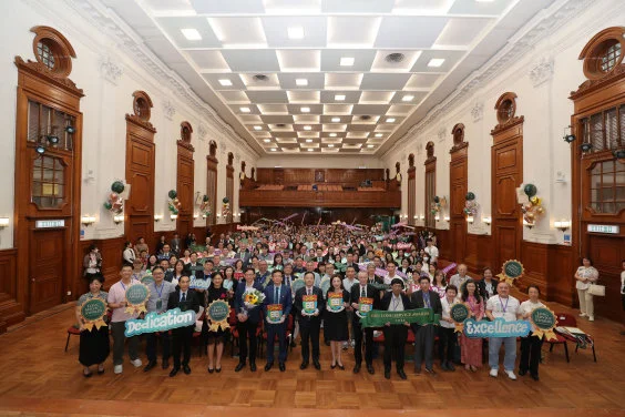 HKU holds Long Service Awards Presentation Ceremony for over 230 staff members