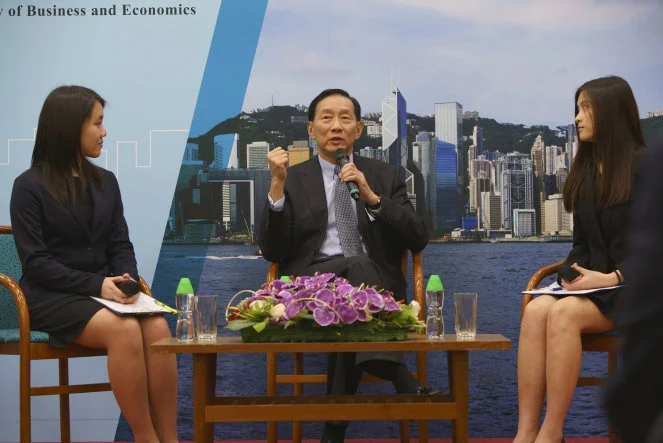 Practitioner Lecturers Series co-organised by HKU FBE and FSDC 
“Life as a Banker” by Mr. Peter Wong Tung Shun