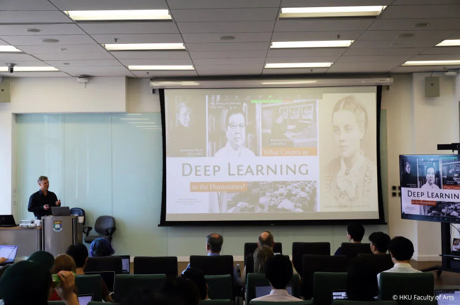 Speaker Dr Wayne De Fremery presents his thoughts on 