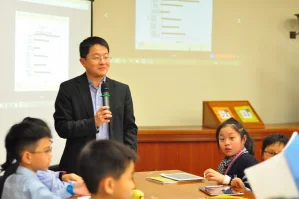 Local Primary 4 and 5 Students Gained Hands-on Experiences of the Innovative HKU Maths E-textbook