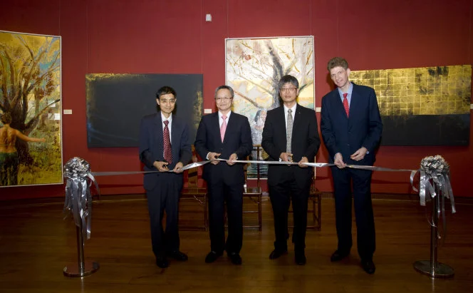 Exhibition “A Universe Within:  First time display in HK Suo Zhenhai's Inside-painted Snuff Bottles from the Hong Yuan Collection”