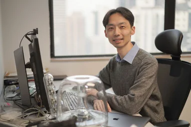 HKU Engineering Professor Dr. Hayden So receives prestigious IEEE-HKN C. Holmes MacDonald Outstanding Teaching Award