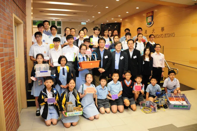 HKU Faculty of Engineering holds “Invention for Schools Contest” 
Award Presentation Ceremony