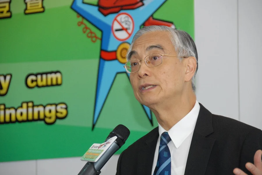 Professor Lam Tai-hing, Sir Robert Kotewall Professor in Public Health and Chair Professor of School of Public Health of Li Ka Shing Faculty of Medicine, HKU  believes that an increase in tobacco tax will help motivate more youth smokers to quit smoking.