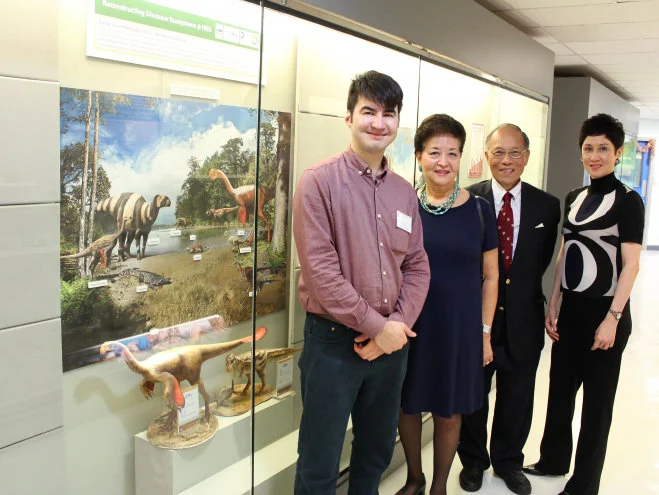 HKU hosts International Symposium on the Origins of Birds and Flight and presents related display in the Stephen Hui Geological Museum