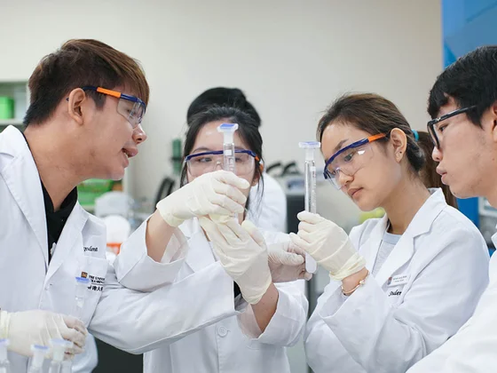 The Department of Pharmacology and Pharmacy is involved in teaching the fundamental principles in pharmacology and relevant knowledge pertaining to drugs to medical, dental, nursing and pharmacy students.