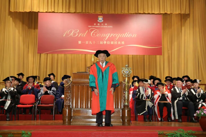HKU confers an Honorary Degree upon Dr Henry Hu Hung Lick at the 193rd Congregation