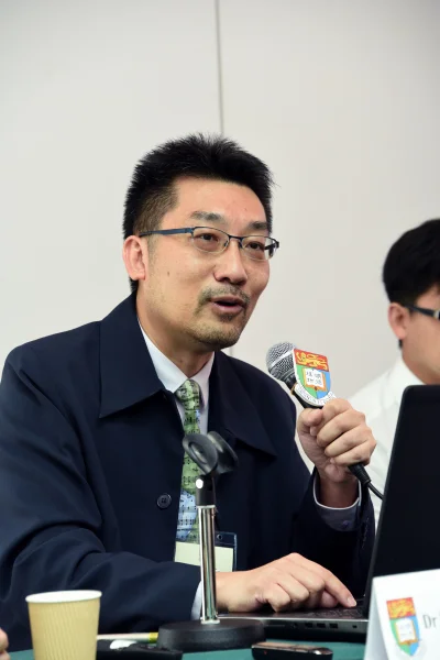 Dr Kao presented the latest discovery, giving hope that in the near future non-antibiotic drugs can be used to treat bacterial infections without raising antimicrobial resistance (AMR).