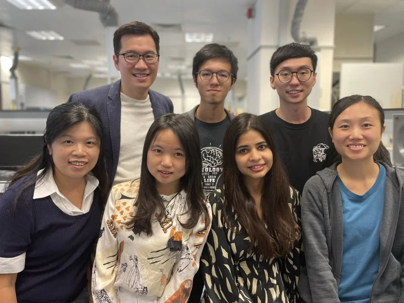 The research team. (From left to right) Front row - Dr Margaret Chui Ling TSE (SBMS), Ms Xinyi BI (SBS), Dr Palak AHJUA (SBS), Ms Wing Suen CHAN (SBS). Back row - Dr Chi Bun CHAN (SBS), Mr Brian Pak Sing PANG (SBS), Mr Charles Chun Fai NG (SBS).  