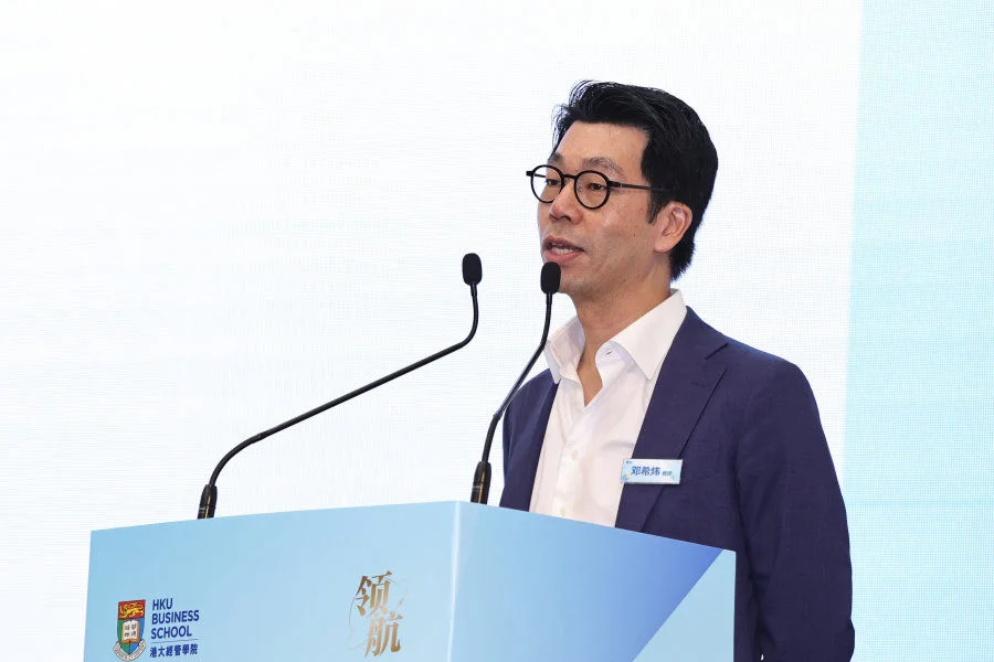 Professor Heiwai TANG, Associate Dean (External Relations) of HKU Business School, Director of Asia Global Institute at HKU, delivers a keynote speech.  