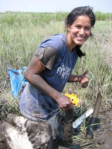 “Climate change presents a complex problem that involves high levels of uncertainty and interdependencies with other sectors and systems. Building networks and collaborations, such as the initiative being launched by HKU, are key to tackling the problem from multiple angles to achieve resilience.” --- Dr. Nicole Khan, Faculty of Science, HKU  