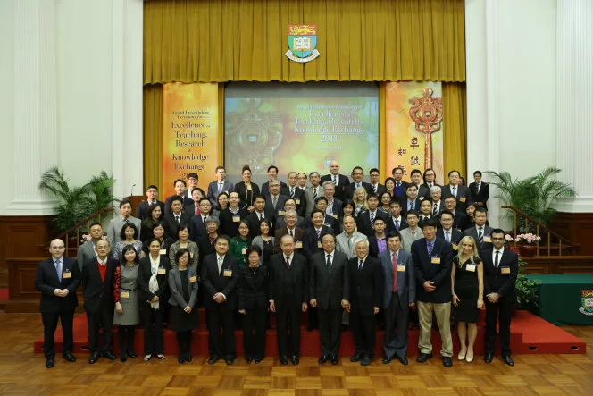 HKU holds Award Presentation Ceremony for 
Excellence in Teaching, Research and Knowledge Exchange 2013