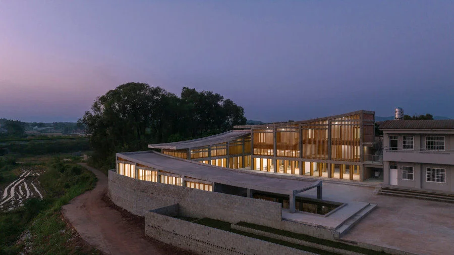 HKU’s Project Mingde Guangxi Duling Educational and Cultural Centre project wins 2025 Architizer A+ Award.  