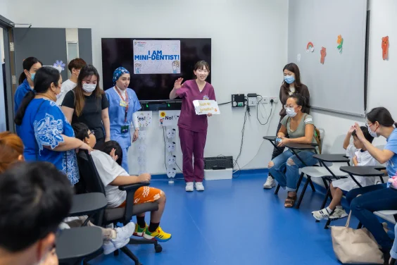 HKU Institute for Advanced Dentistry – Multi-Specialty Clinic Hosts 
Mini-Dentist Experience Day for Children with Additional Needs