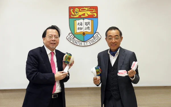 HKU dental professionals invent the "NJ Toothbrush” –
A revolutionary new concept in toothbrushing