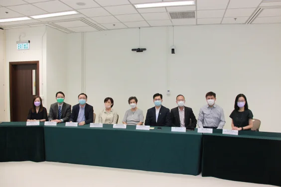 From Research Findings to Multisector Community Actions:
A Review of eCitizen Education 360 Outcomes to Co-create a Better “New Normal”