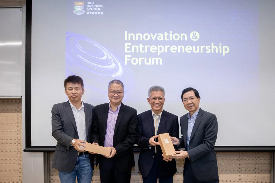 Presidents of Hong Kong Venture Capital and Private Equity Association, Mr. Vincent Chan (second left) and Mr. K.O. Chia (second right), were invited by Professor Hongbin Cai, Dean of HKU Business School (first left) and Professor Simon Lam, Director, Centre for Asian Entrepreneurship and Business Values and Professor in Management and Strategy, HKU Business School (first right) to the Innovation and Entrepreneurship Forum as the guest speakers.  