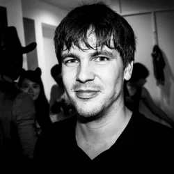 APV and the University of Hong Kong’s Journalism and Media Studies Centre names Lukas Messmer as first recipient of 
the Mick Deane Scholarship for Video Journalism