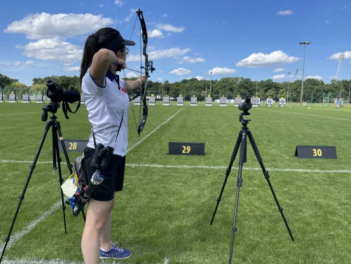 HKU Sports Scholar Yeung Tsz Chai, Natalie 
broke three Hong Kong Records in the 2022 Archery World Cup held in France