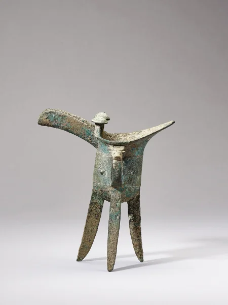 Jue with cloud design  Cast and chased bronze China, Shang dynasty (c.1600–c.1046 BCE) HKU.B.1953.0004