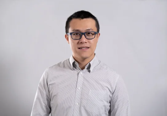 HKU Physicist Professor Yi Yang Honoured as 
Hong Kong’s Sole Recipient of the 2024 Xplorer Prize