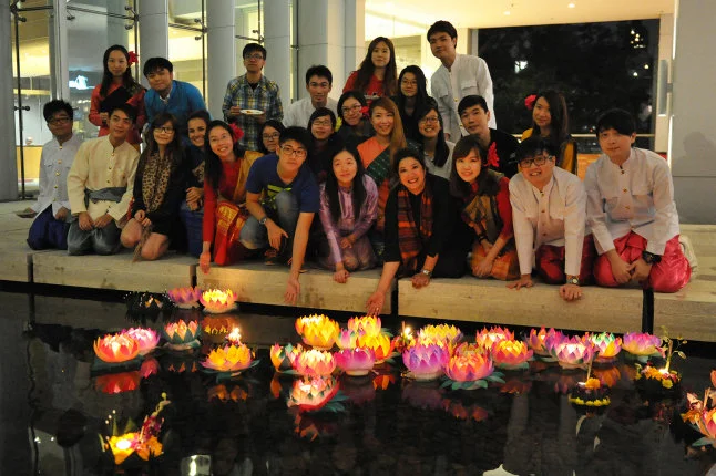 HKU Centennial Campus Sparkles as it Celebrates Thai Loy Krathong Night