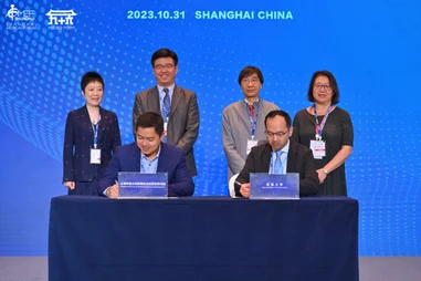 HKU's Department of Microbiology and Shanghai Institute of Infectious Disease and Biosecurity sign MoU to collaborate on research and innovative drug development for infectious disease